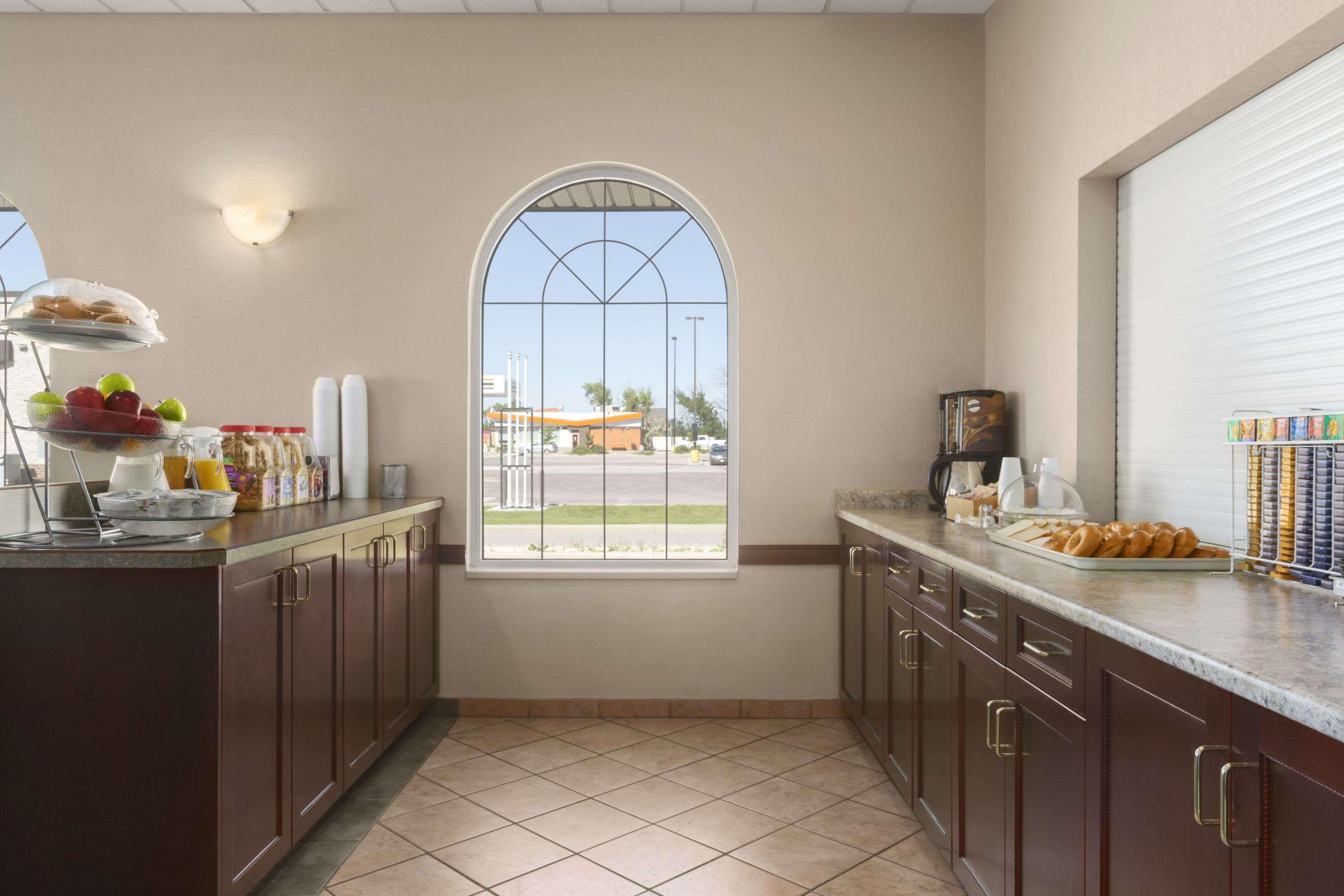 Days Inn & Suites By Wyndham Winkler Εξωτερικό φωτογραφία