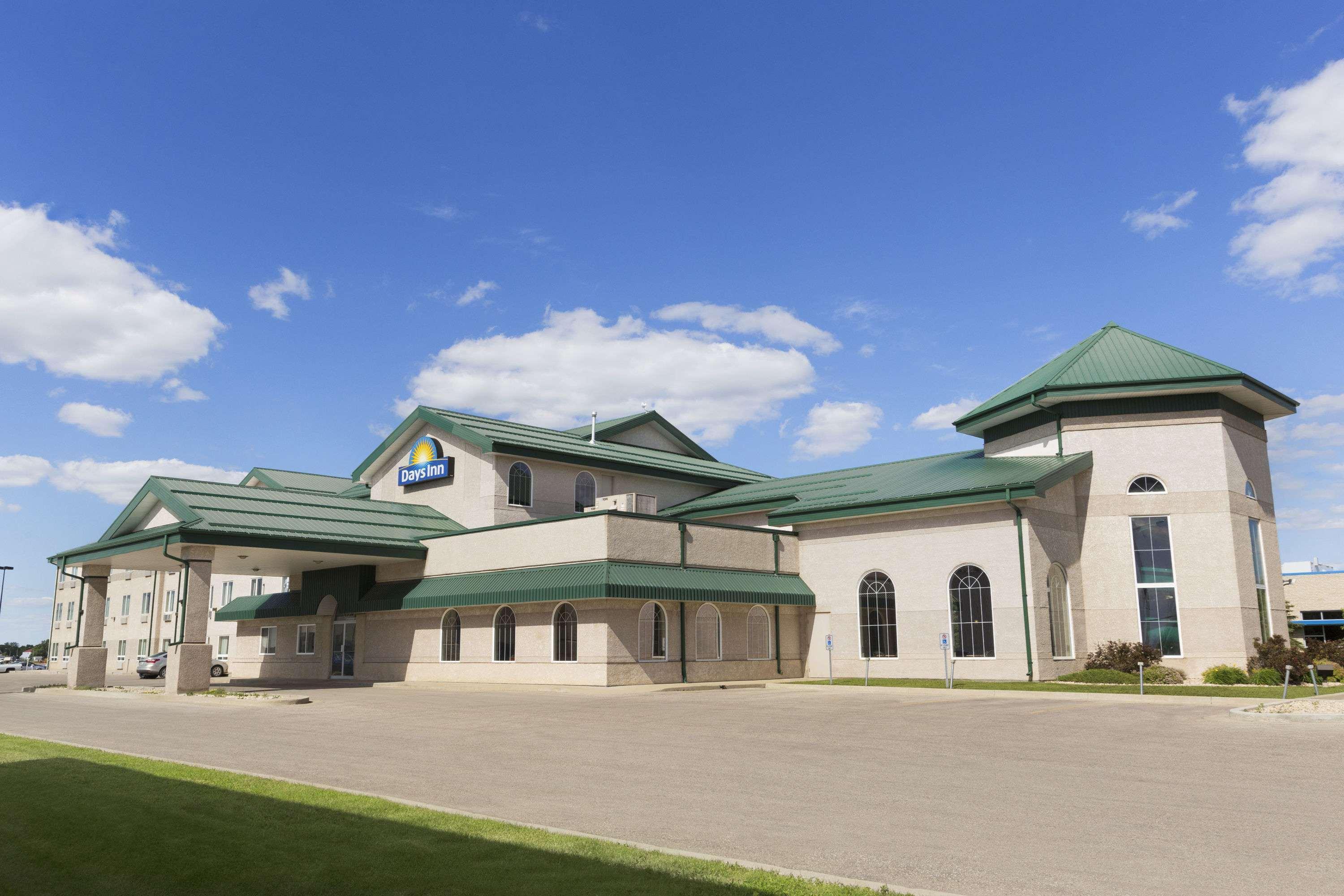 Days Inn & Suites By Wyndham Winkler Εξωτερικό φωτογραφία