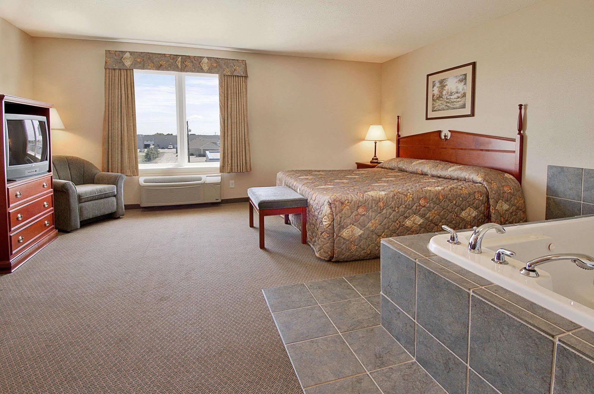 Days Inn & Suites By Wyndham Winkler Δωμάτιο φωτογραφία